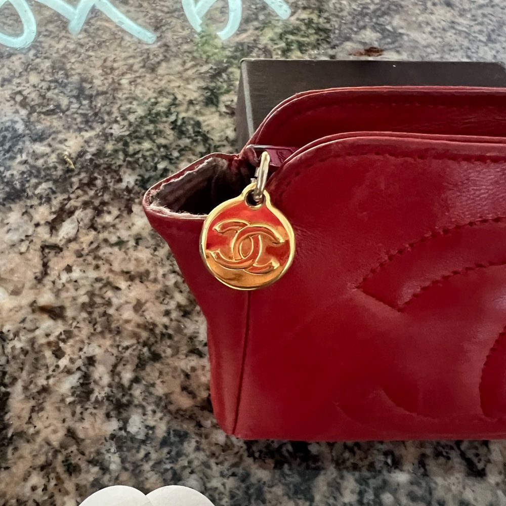 CHANEL Mini Pouch - Picture 2 of 10